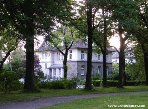 Houses of nobility overlooking Bochum Stadtpark: F