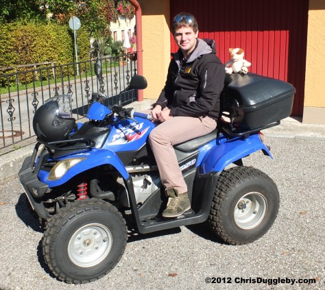 Pascal Duggleby having fun with RISKKO on the Quadbike Pascal Duggleby having fun with RISKKO on the Quadbike